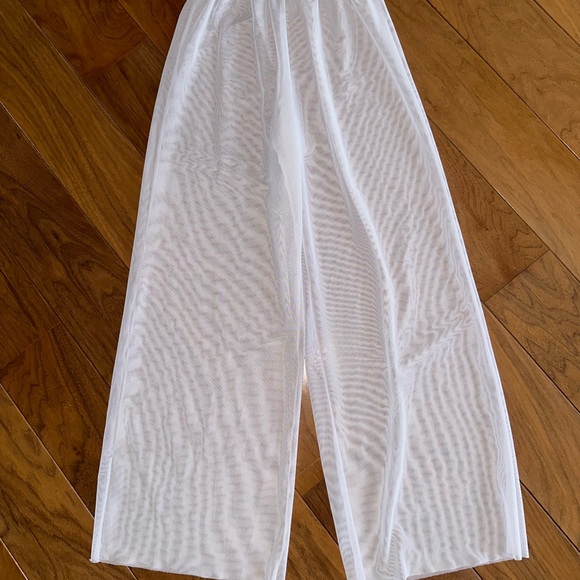 Pool/beach pants. - Picture 2 of 6